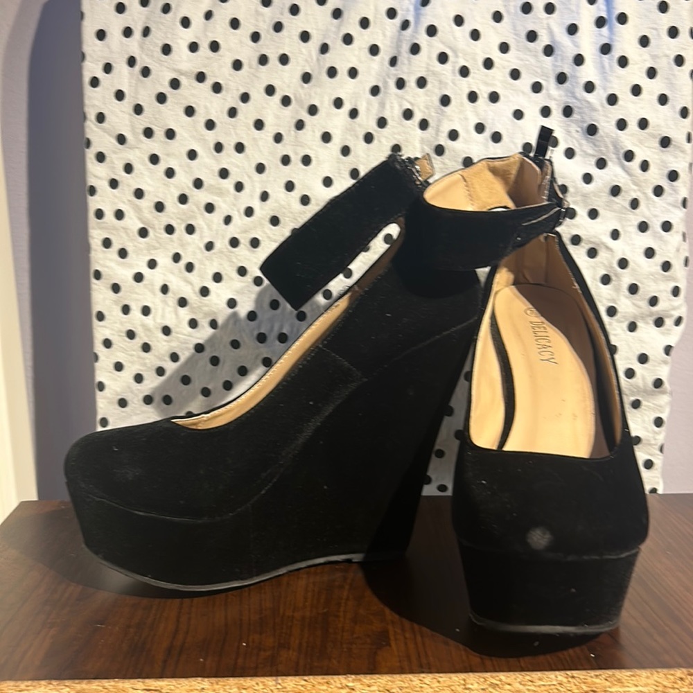 Delicacy Velvet Black MaryJane Wedges